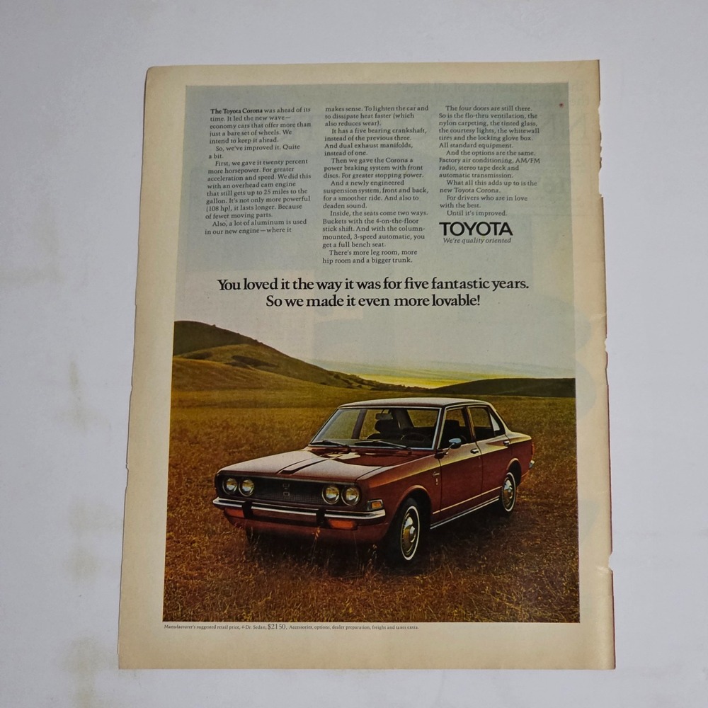 Vintage 1971 Toyota Corona Print Ad Original Magazine Clipping 8.25x11 Car Art